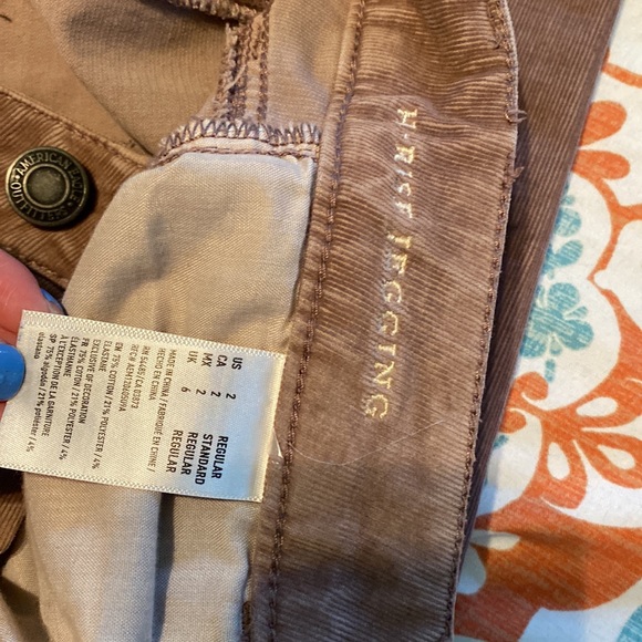 Textured American eagle jeans-high rise jegging- size 2 - Picture 4 of 4